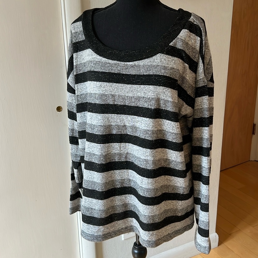 Tribal Scoop Neck V back Striped Black Gray Silver Soft Metallic Knit Sweater XL